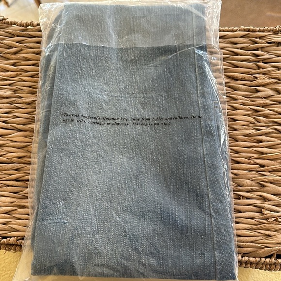 Chadwick’s Cropped Jean with Comfort Waistband Size 16T - Picture 4 of 4